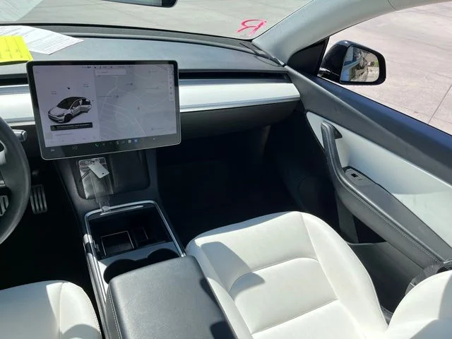 Used 2022 Black Tesla Performance image 11