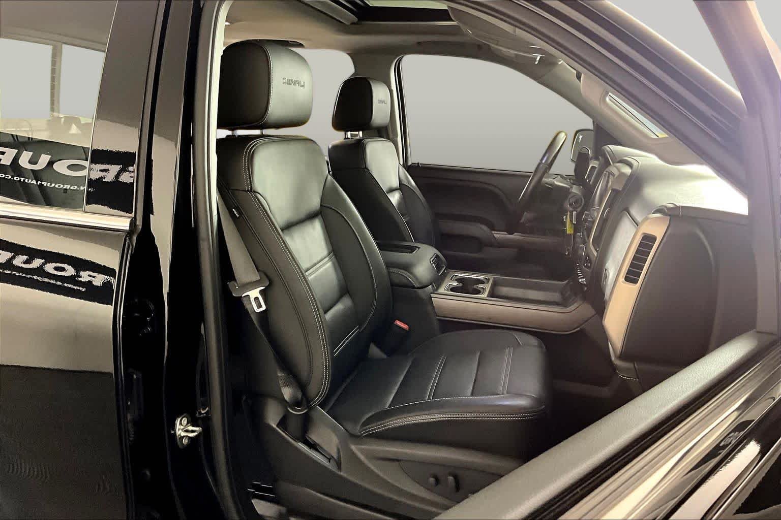 Used 2018 Onyx Black GMC Denali image 9