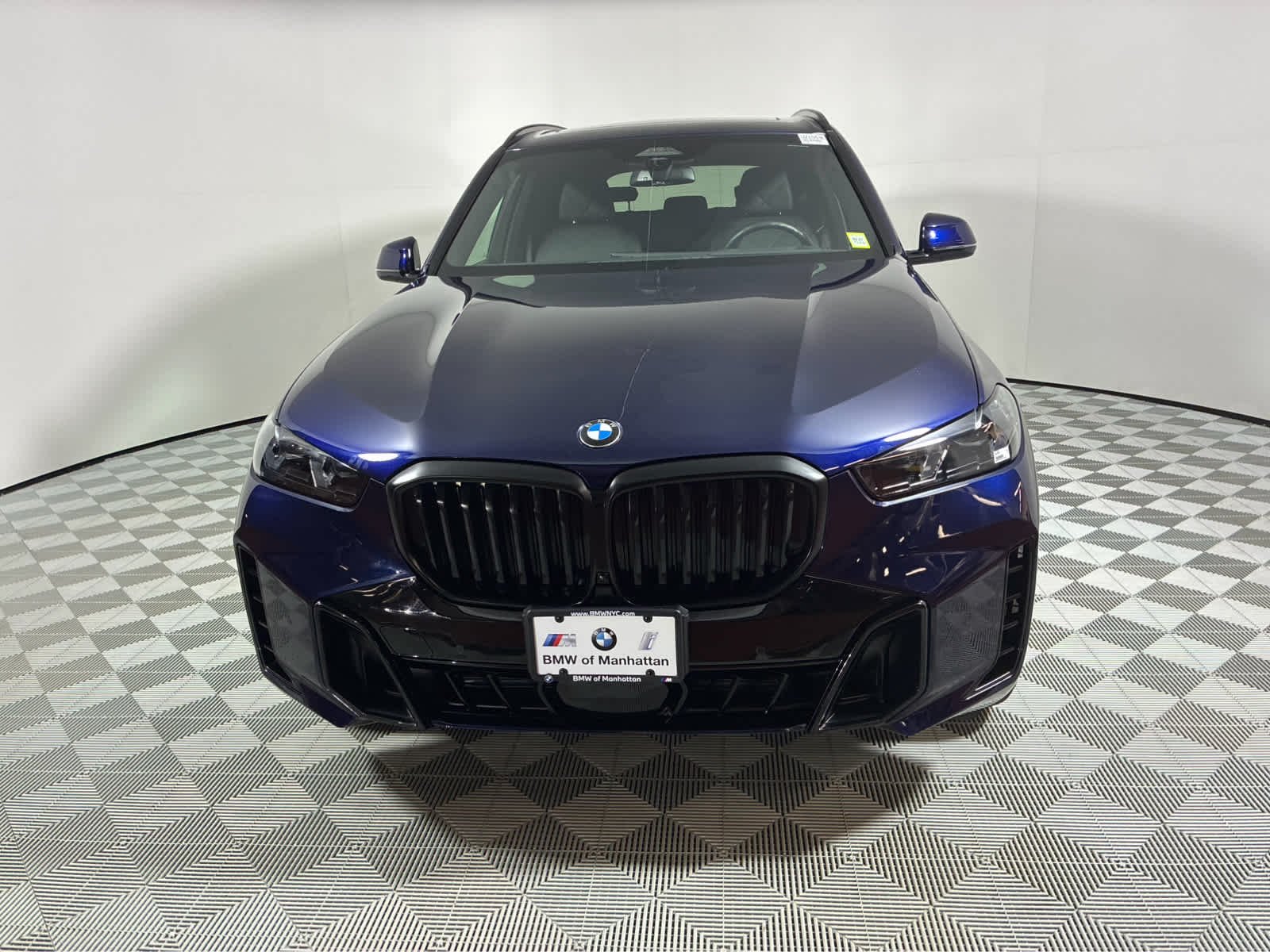 Used 2026 Tanzanite Blue II Metallic BMW xDrive40i image 6