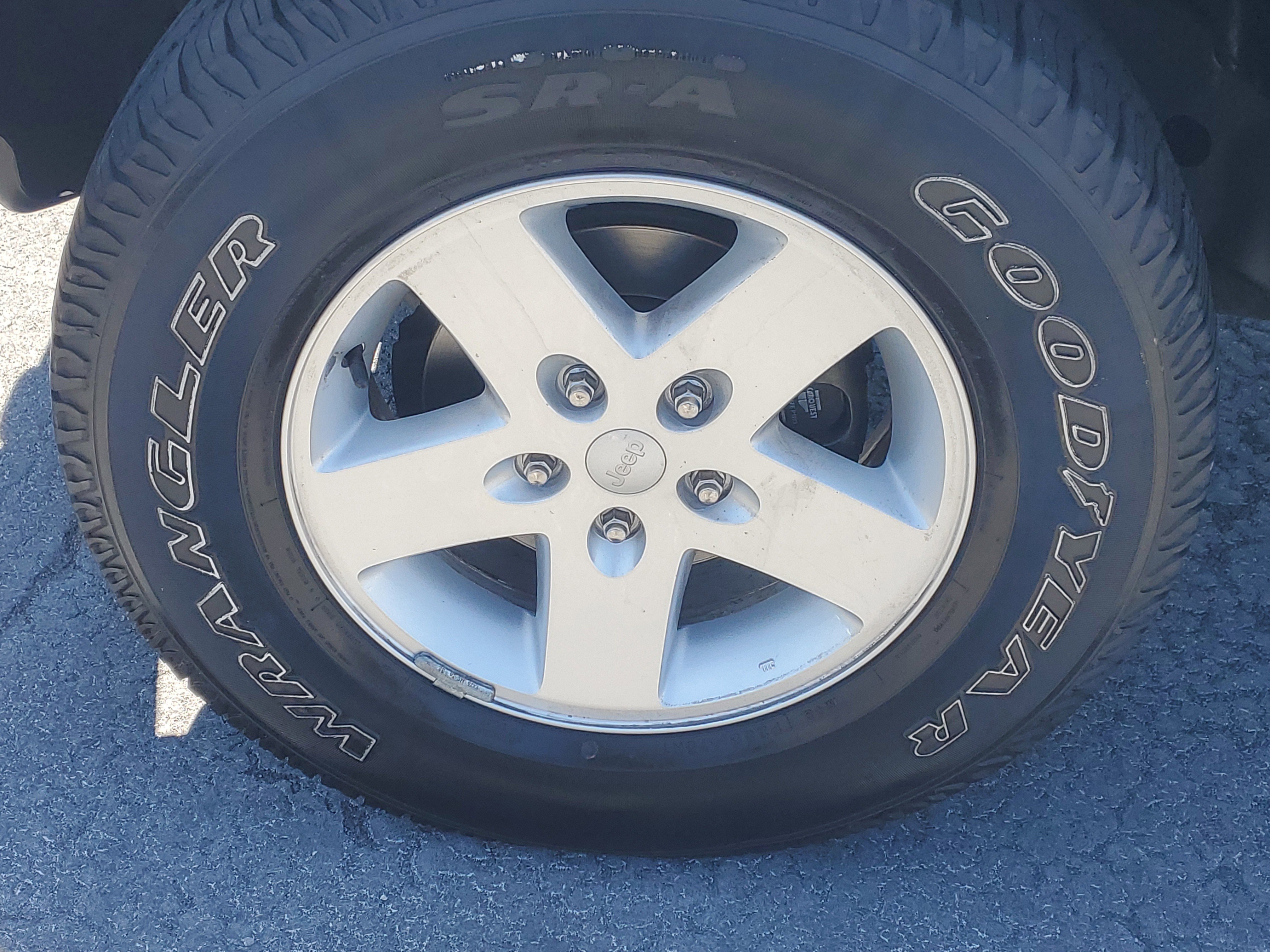 Used 2017 Black Clearcoat Jeep Sport image 4