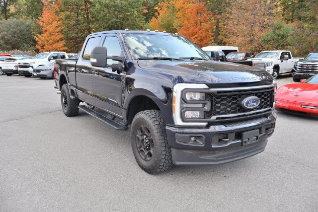 Used 2023 Blue Ford XLT image 7