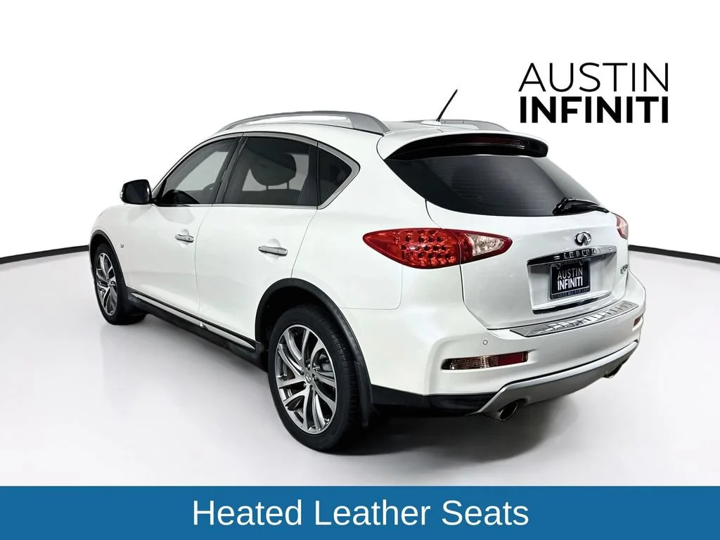 Used 2017 White INFINITI  image 6