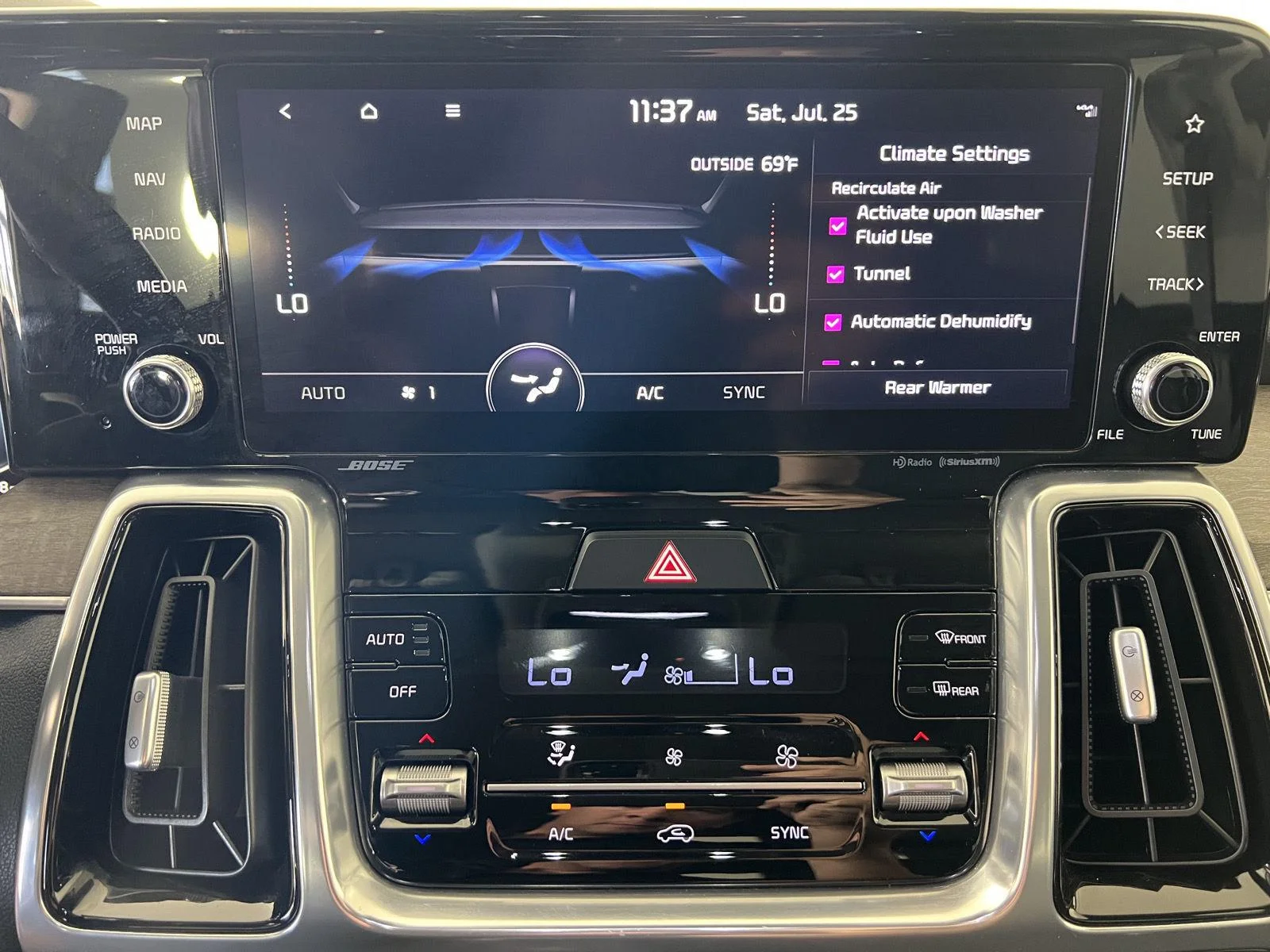 Used 2023 Wolf Gray Kia X-Line SX Prestige image 17