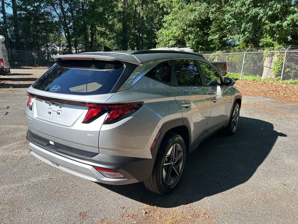 New 2026 Silver Hyundai SEL AWD image 5