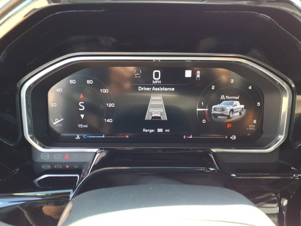 New 2026 Summit White GMC Elevation image 20