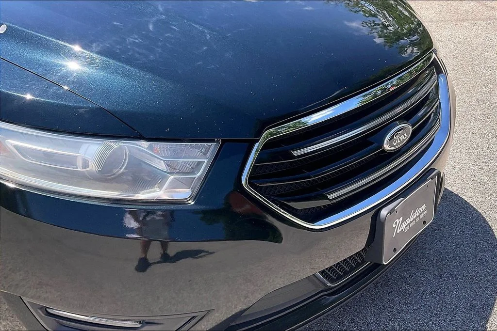Used 2014 Blue Ford Limited image 30