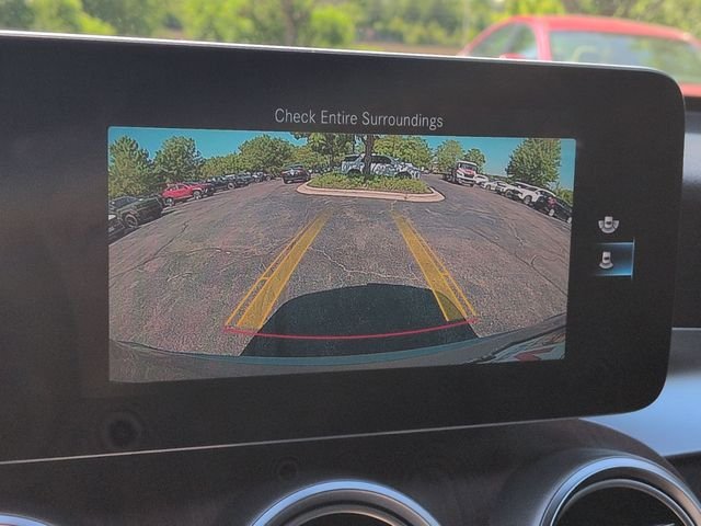 Used 2020  Mercedes-Benz GLC 300 image 18