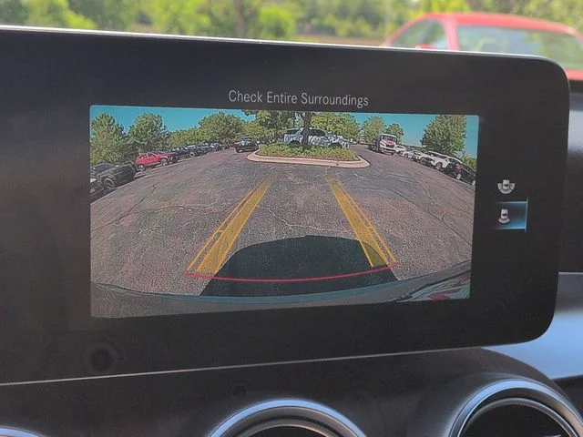 Used 2020  Mercedes-Benz GLC 300 image 18
