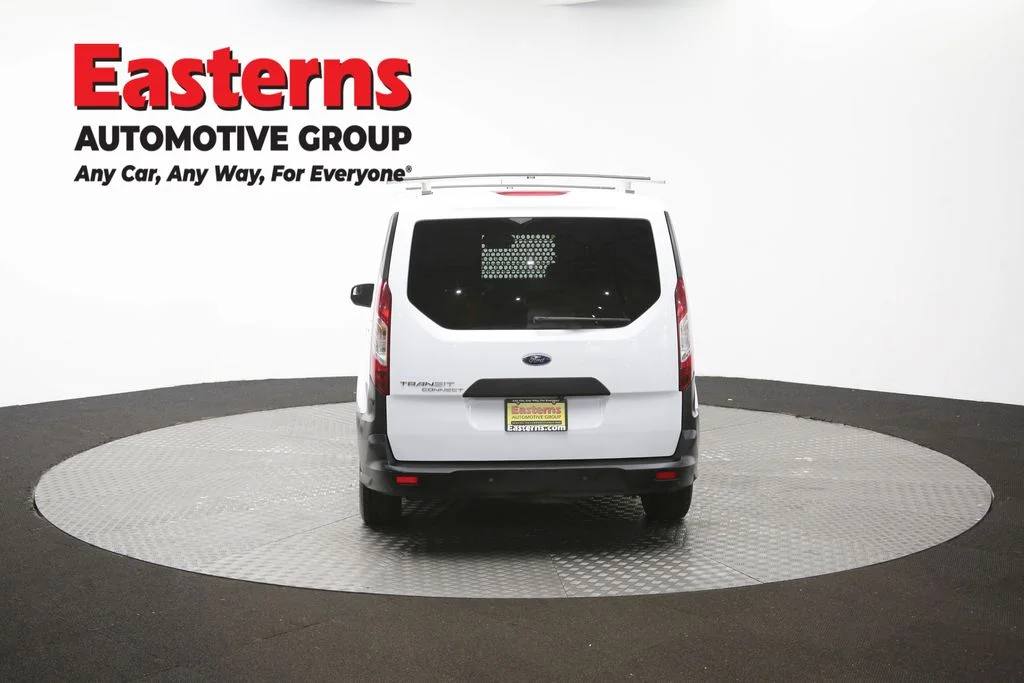 Used 2019 White Ford XL image 36