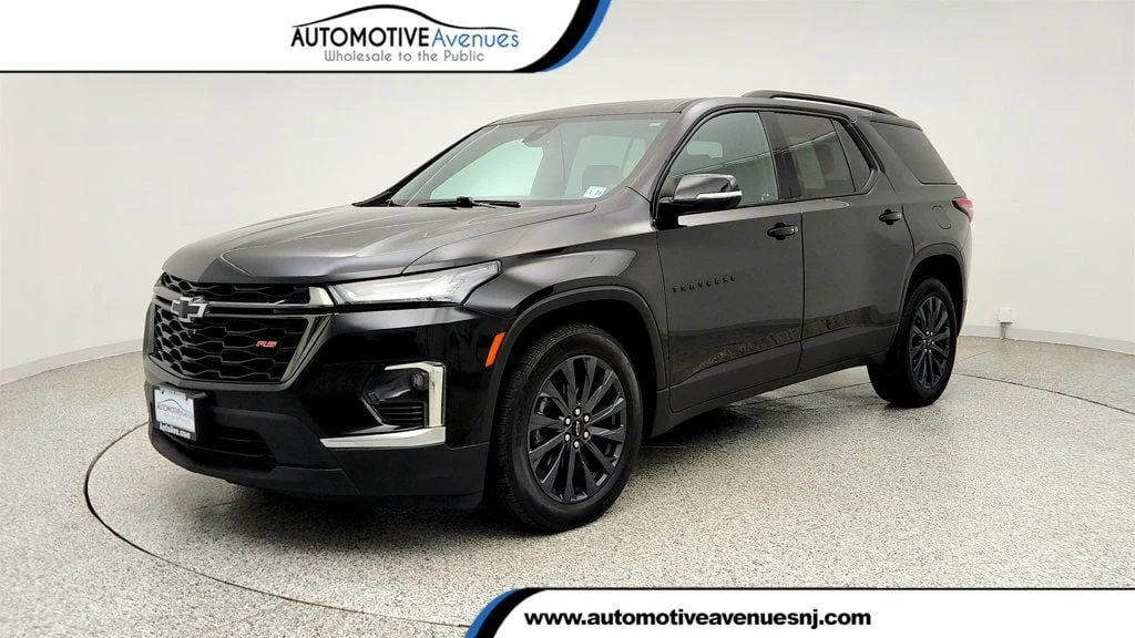 2023 Chevrolet Traverse AWD RS's photo