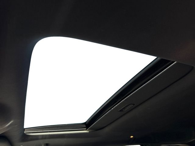 Used 2020 Silver Jeep Limited image 15