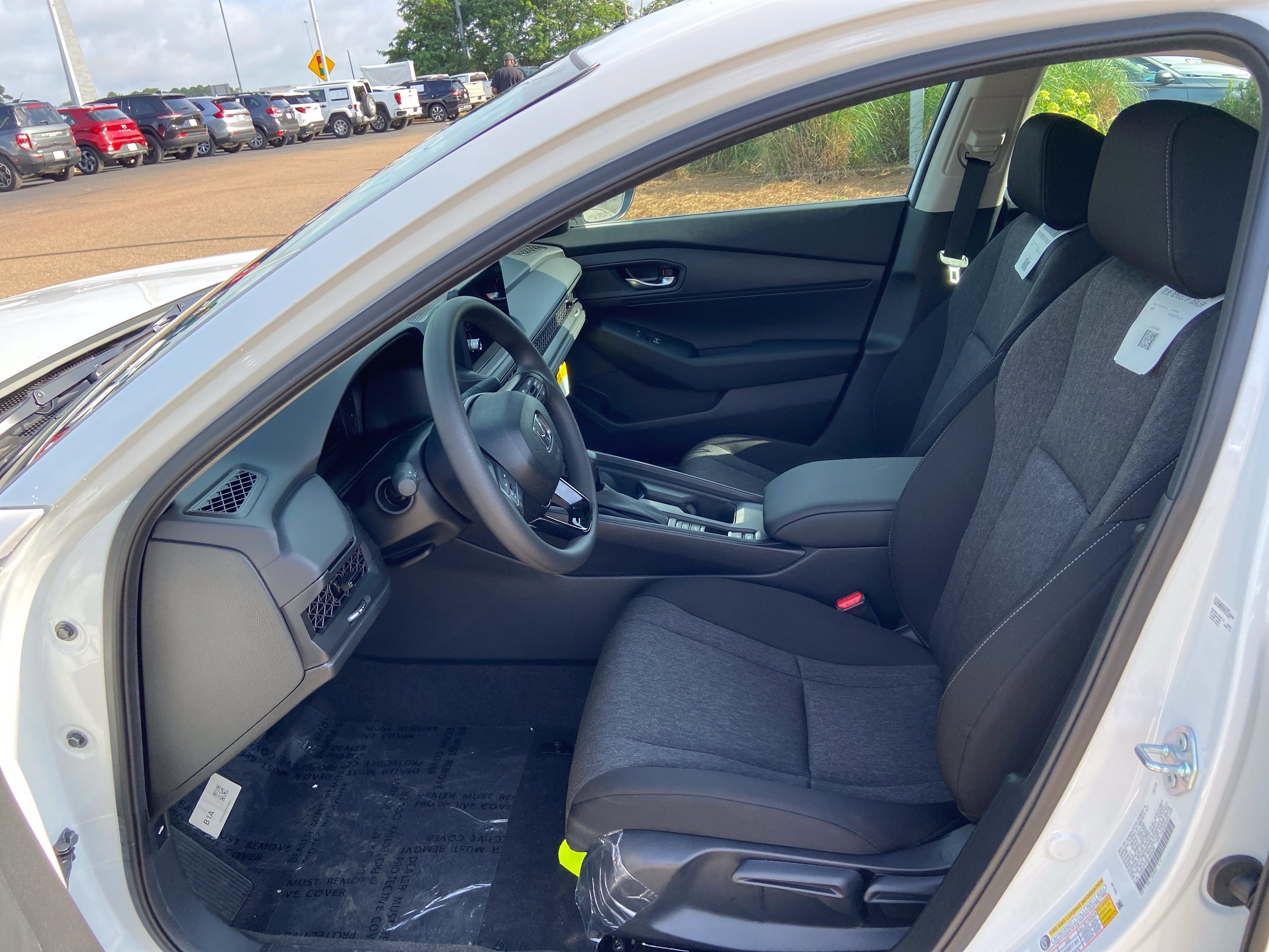 New 2026 Platinum White Pearl Honda LX image 29
