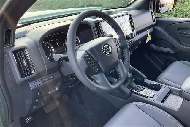 2026 Nissan Frontier SV - Photo 7
