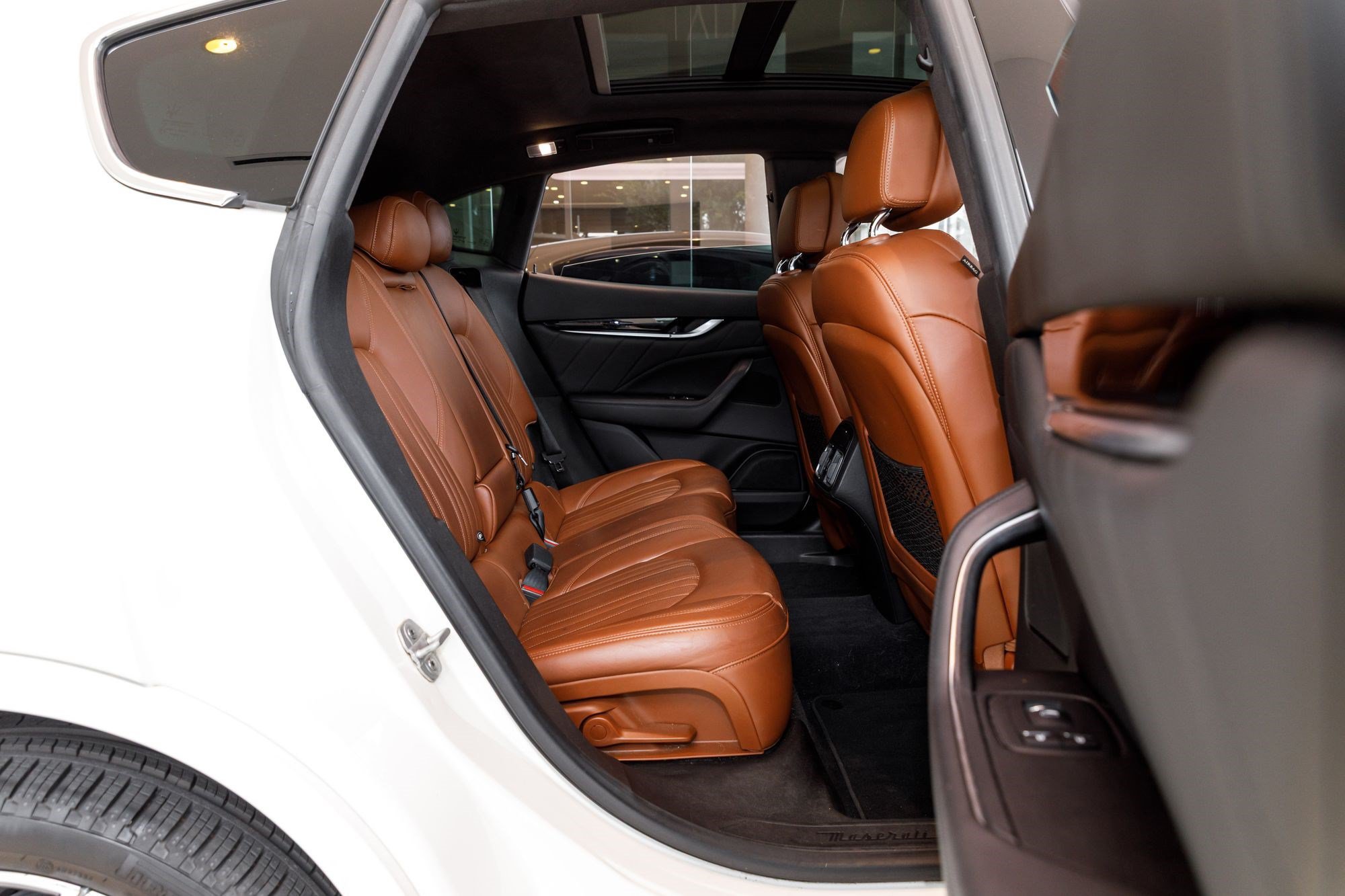 Used 2023 Bianco Maserati GT image 38