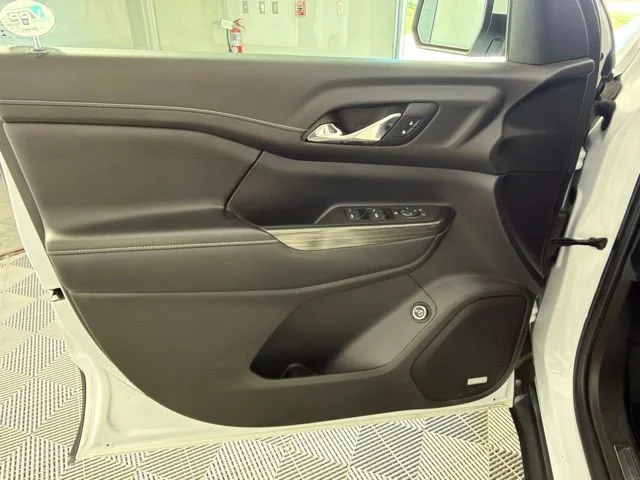 Used 2019 SUMMIT WHITE GMC SLT image 4
