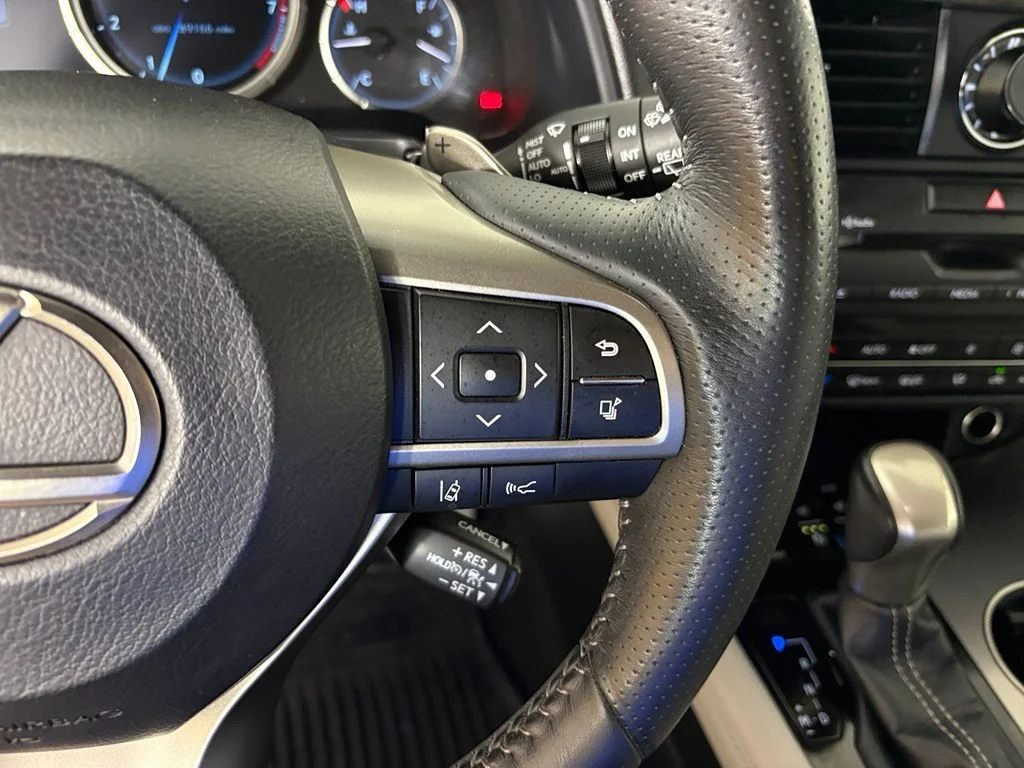 Used 2016 White Lexus 350 F Sport image 21
