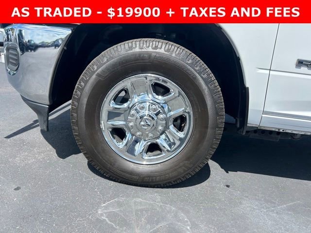 Used 2022 Bright White Clea Ram Tradesman image 7