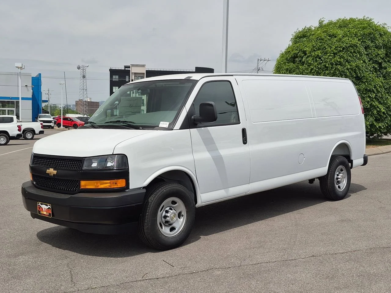 2026 Chevrolet Express 2500 Extended Work Van HD's photo