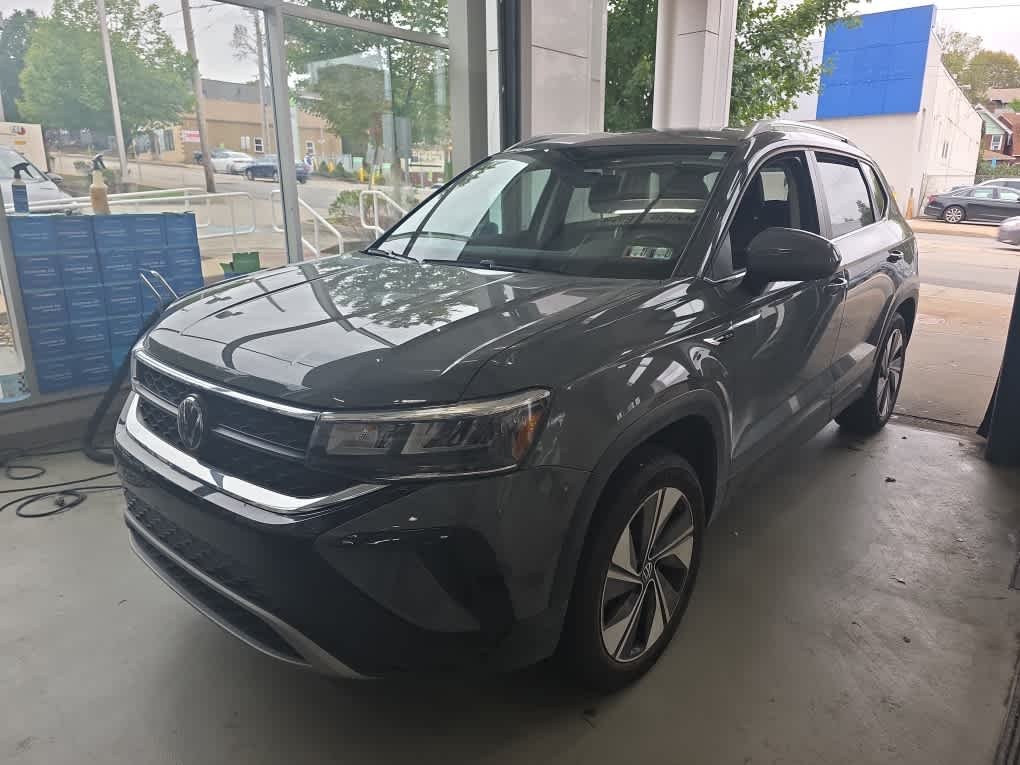 Certified Used 2023 Pure Gray Volkswagen SE image 3