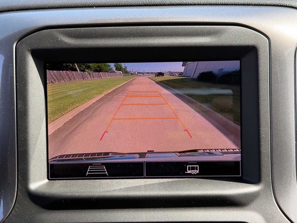 New 2026 Summit White GMC Pro image 23