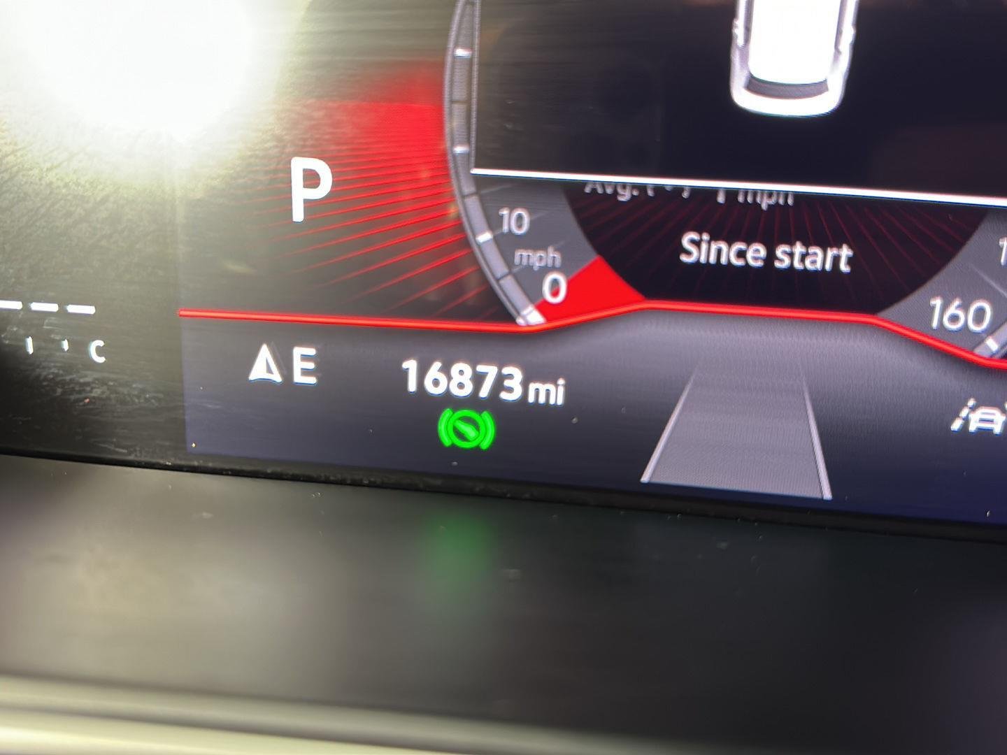Used 2024 Pyrite Silver Metallic Volkswagen SE R-Line Black image 28