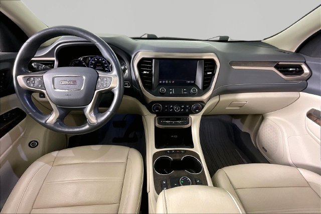 Used 2020 White GMC Denali image 4