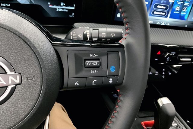 New 2026 Aspen White with Black Roof Nissan SR image 23