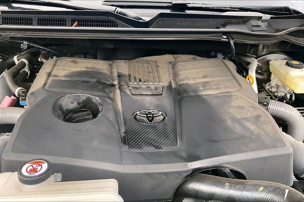 Used 2025 Black Toyota SR5 image 31