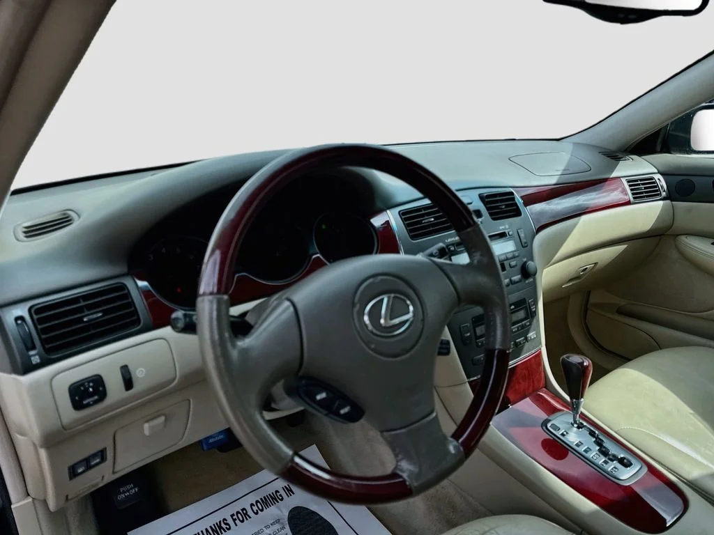 Used 2003 Blue Lexus 300 image 9