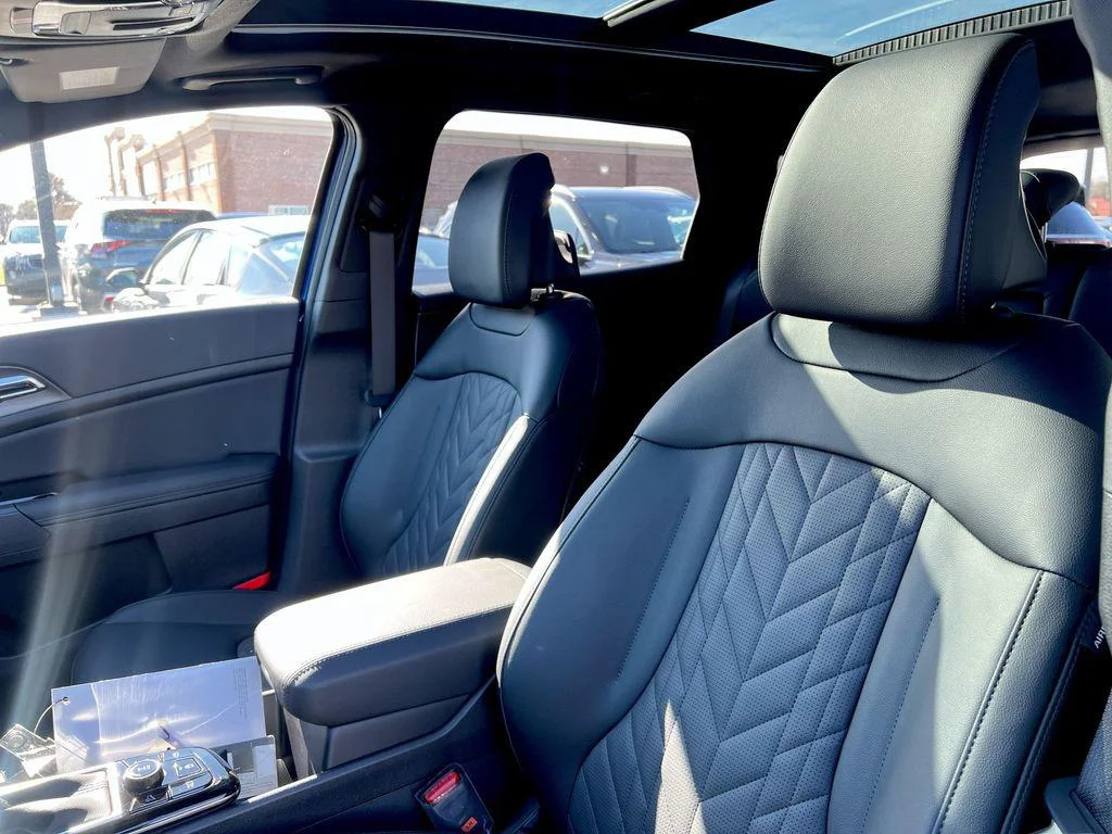 2025 Kia Sportage X-Pro - Photo 13