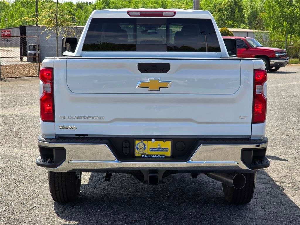 New 2026 Summit White Chevrolet LT image 20