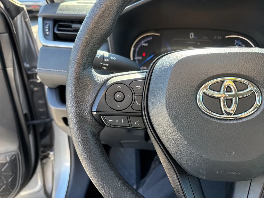 Used 2024 Silver Toyota XLE image 22