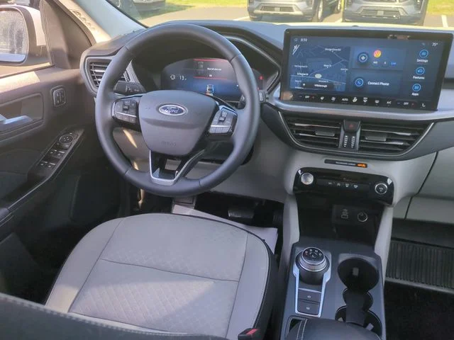 Used 2024 White Ford Active image 30