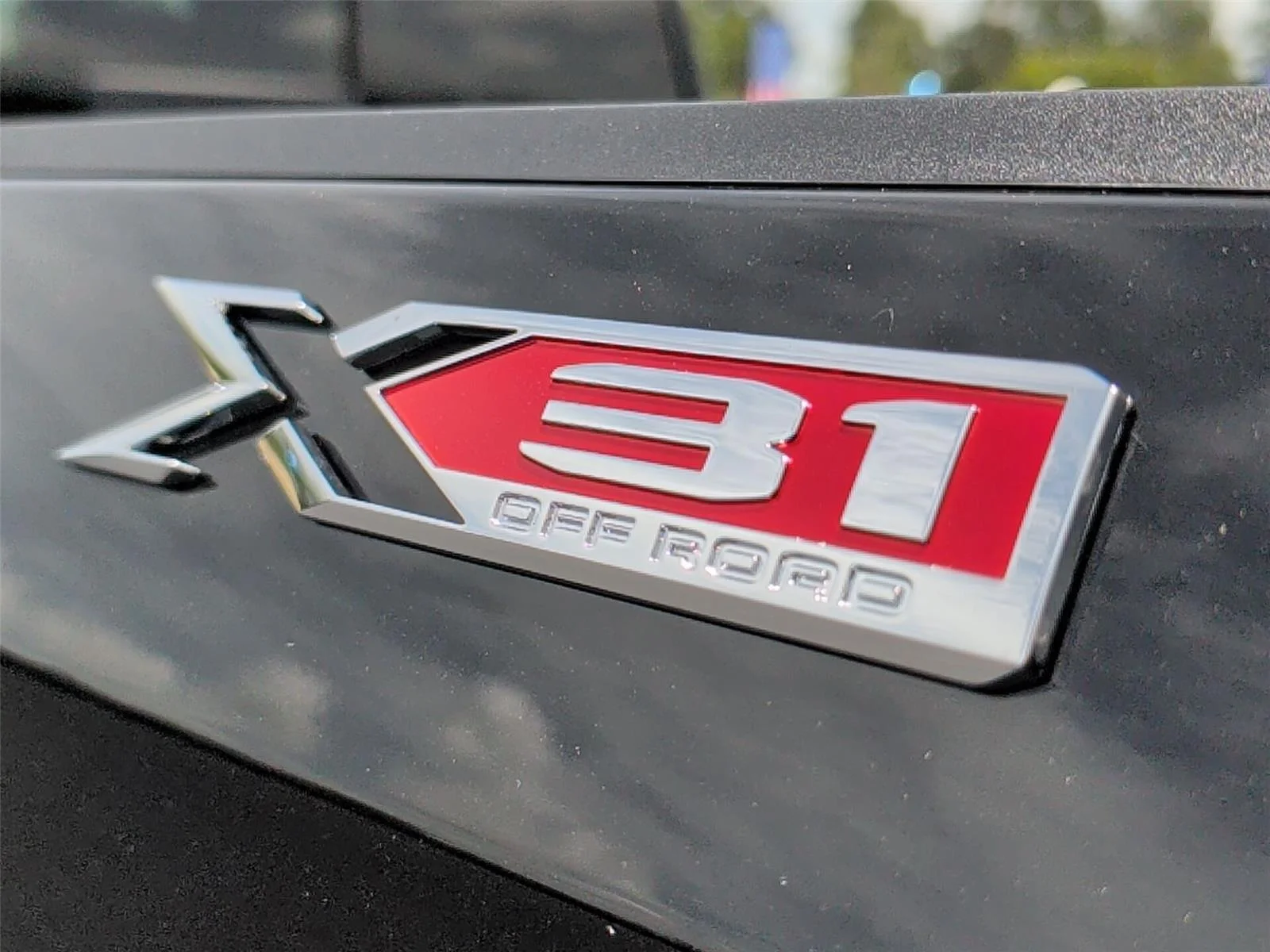 New 2026 Onyx Black GMC SLT image 40
