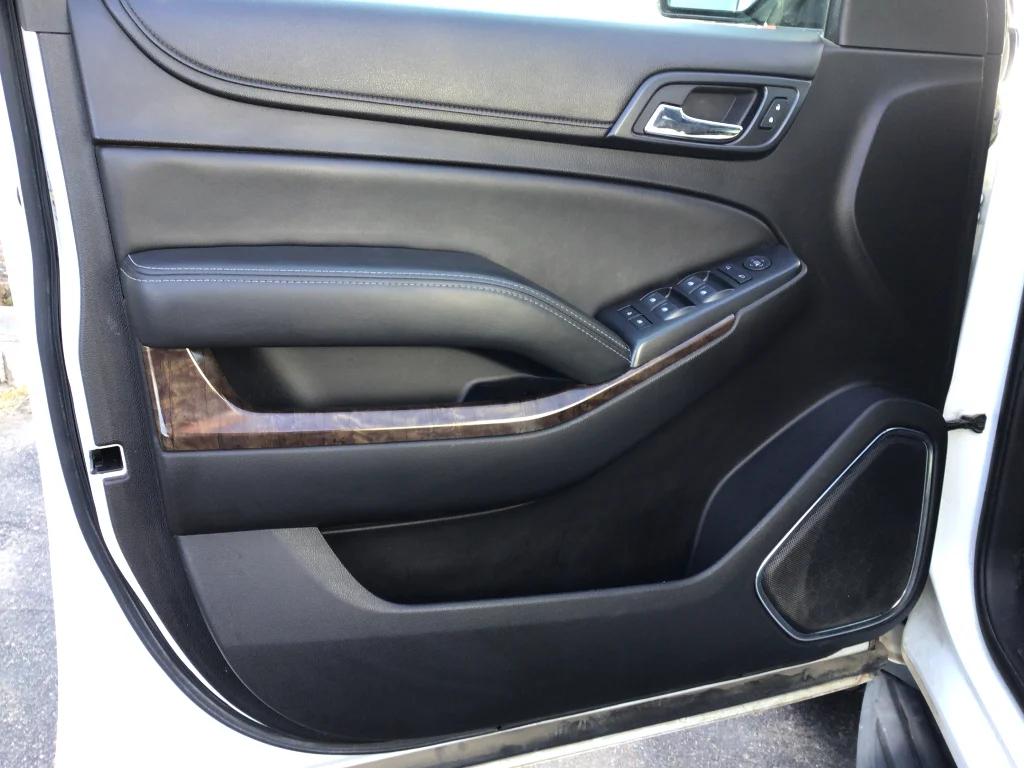 Used 2015 SUMMIT WHITE Chevrolet LS image 10