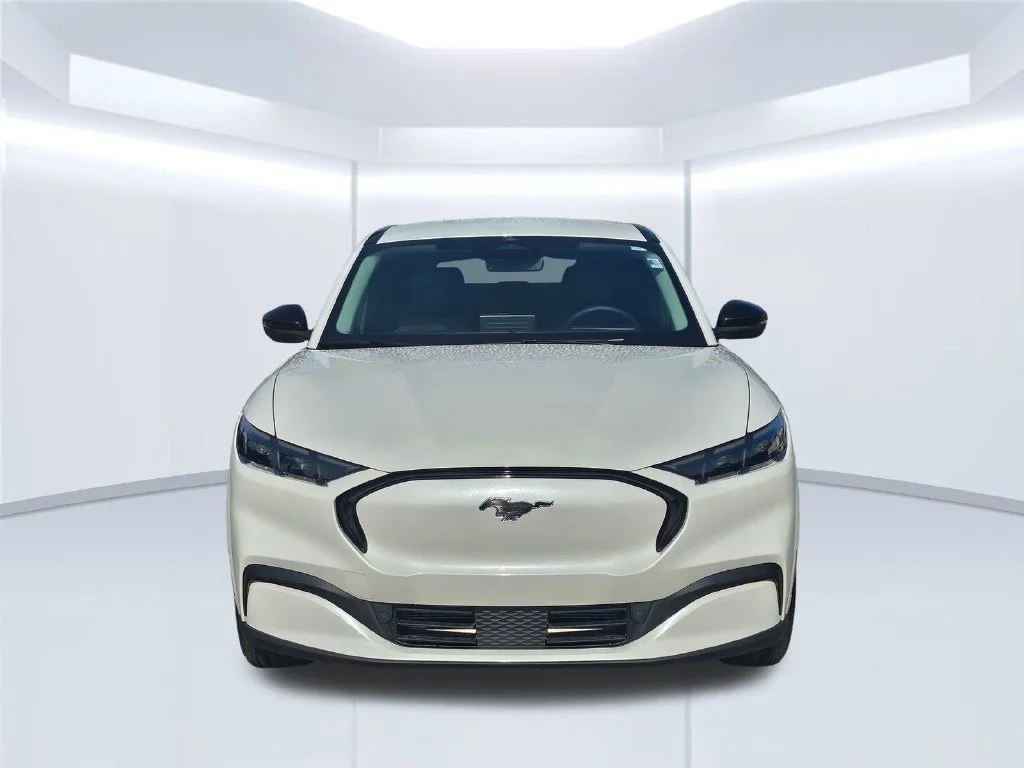 New 2026 Star White Metallic Tri-coat Ford Premium image 15