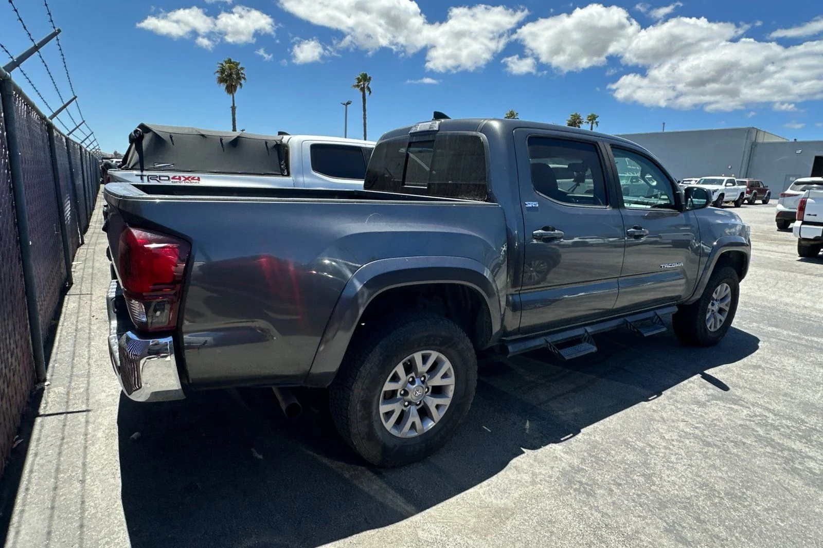 Used 2019 Gray Toyota SR5 image 5