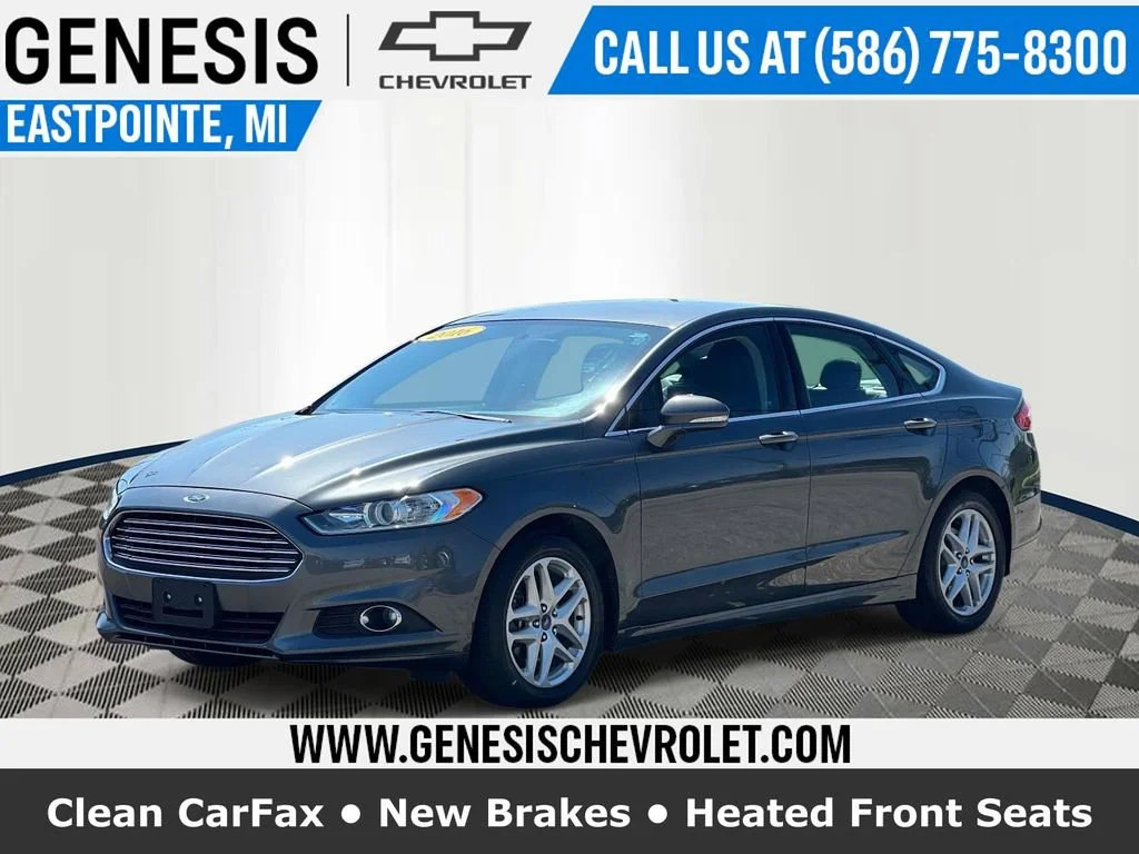 Used 2016 Gray Ford SE image 1