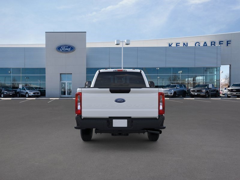New 2026 Oxford White Ford XL image 5