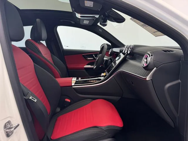 New 2027 Polar White Mercedes-Benz GLC 300 image 17