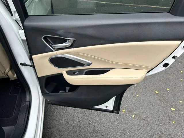 Used 2021  Acura Base image 60