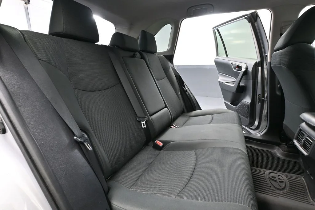 Used 2019 Silver Toyota LE image 41