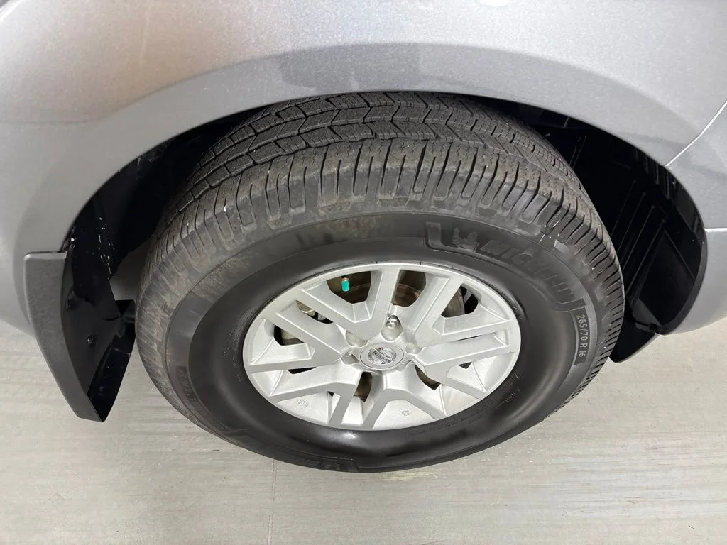 Used 2021 Gray Nissan SV image 8