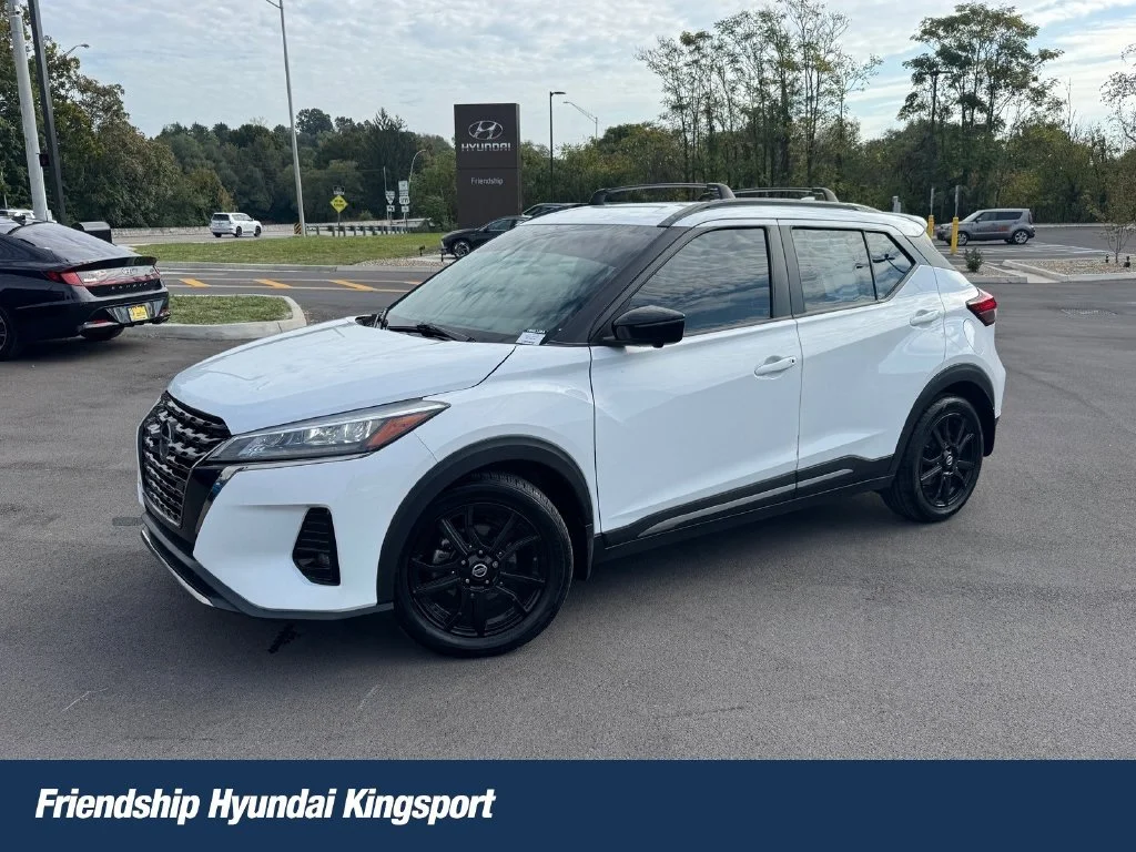 Used 2021 White Nissan SR image 1