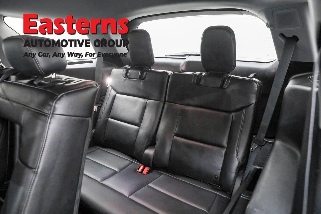 Used 2024 Silver Ford Limited image 28