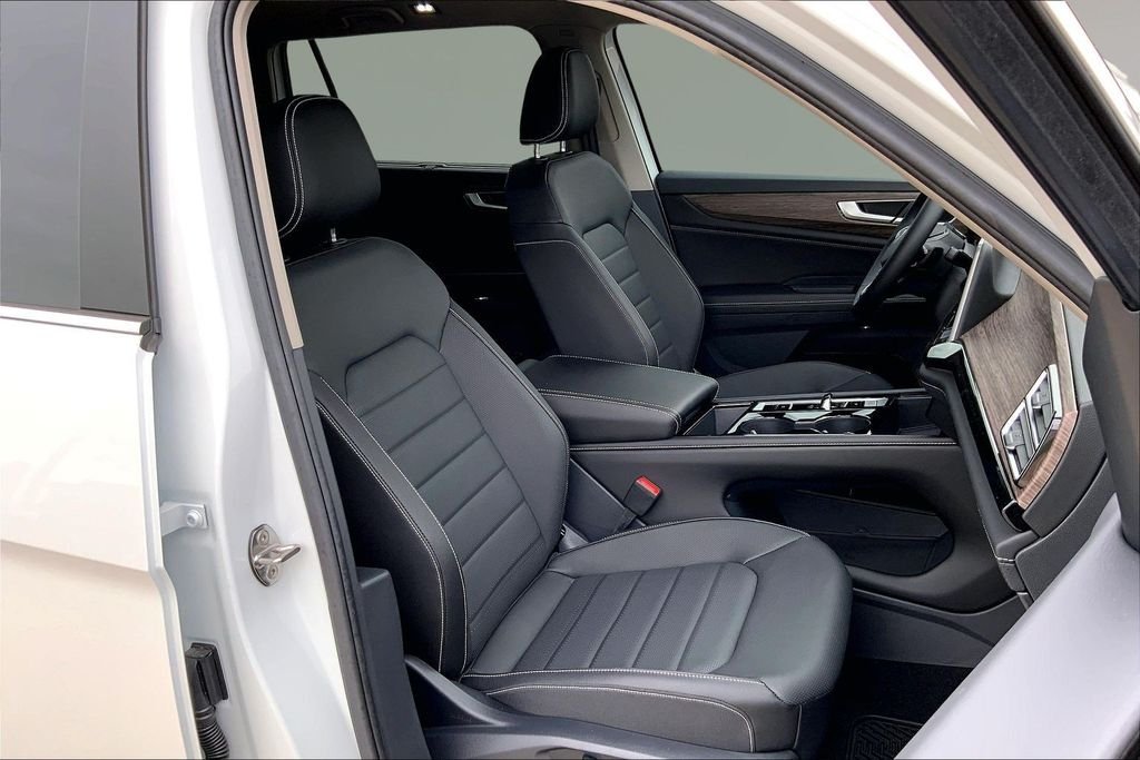 New 2026 Pure Gray Volkswagen 2.0T SEL image 11