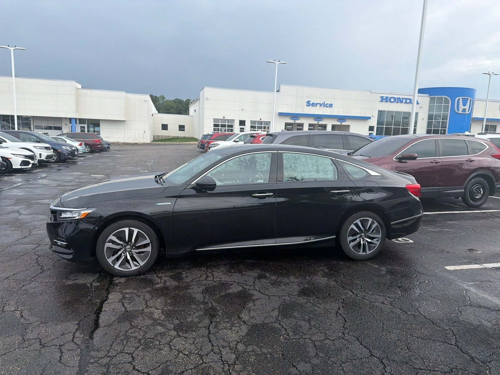 Used 2019 Crystal Black Pearl Honda Touring image 8