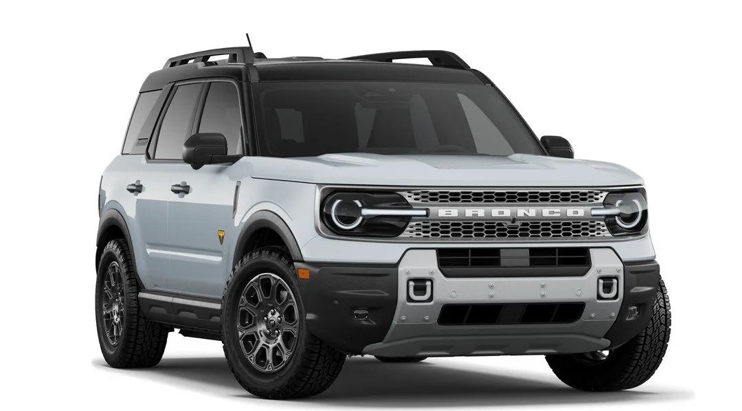 New 2026 Space White Metallic Ford Badlands image 4