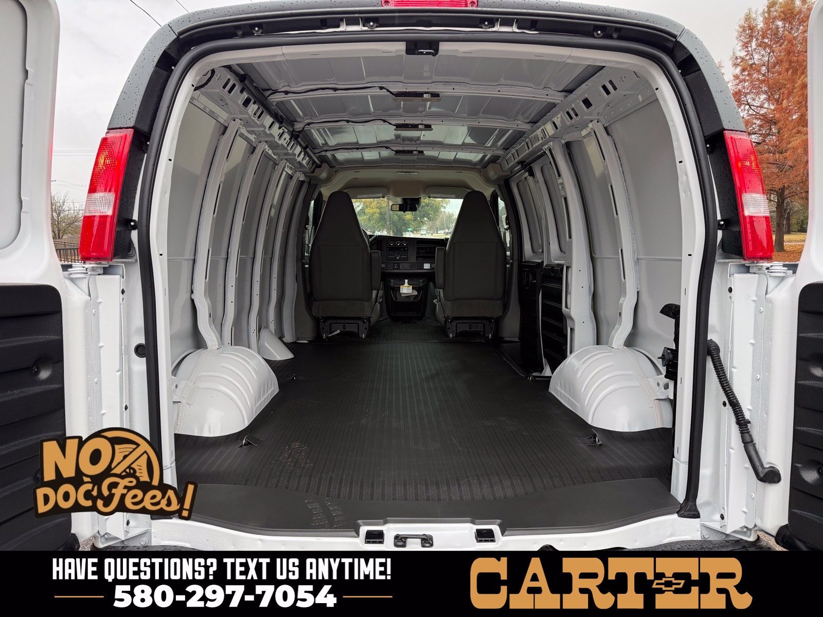 2025 Chevrolet Express Cargo Work Van - Photo 28