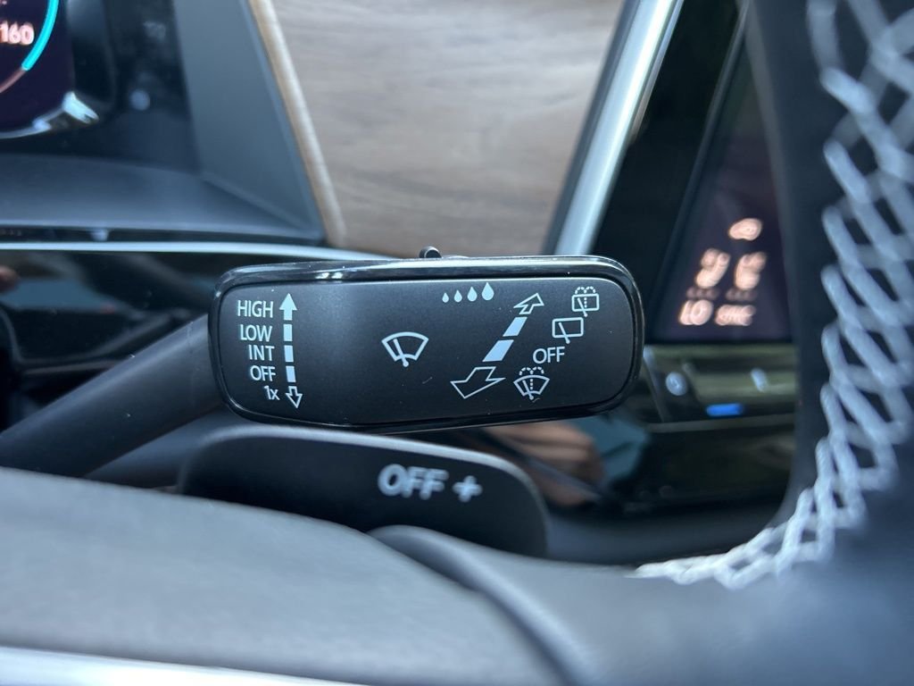 2026 Volkswagen Atlas SE w/Tech - Photo 24